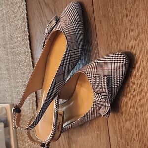 Talbots NEW slingback flats